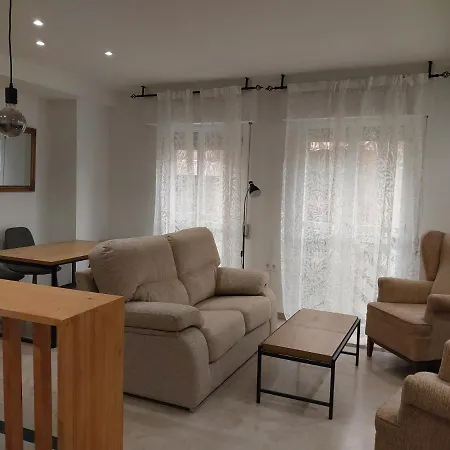 Centro Congresos Apartment *